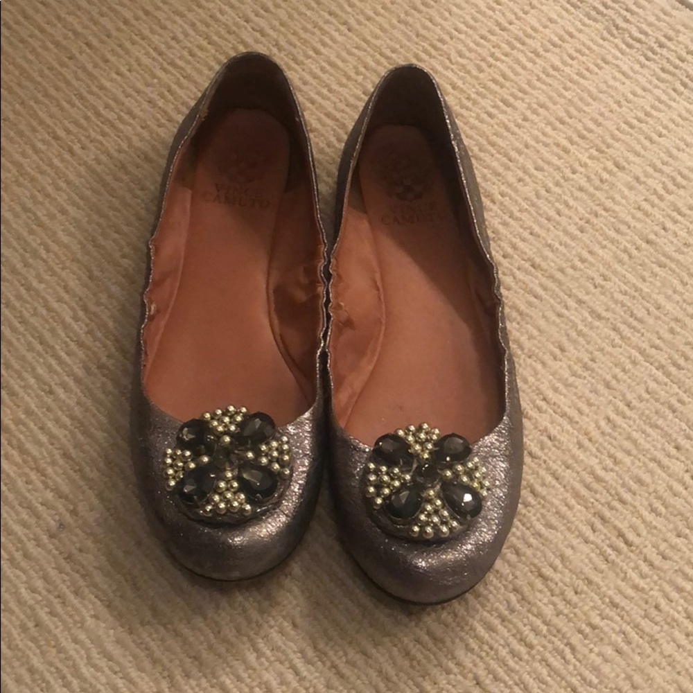 Vince Camuto flats